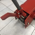Домкрат подкатной 2т
