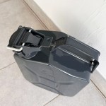 Канистра с прижимной крышкой 5л
