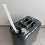 Канистра вертикальная 50л