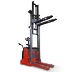 Самоходный Штабелер с Платформой для Оператора BX 4520 OXLIFT 4500 мм 2000 кг